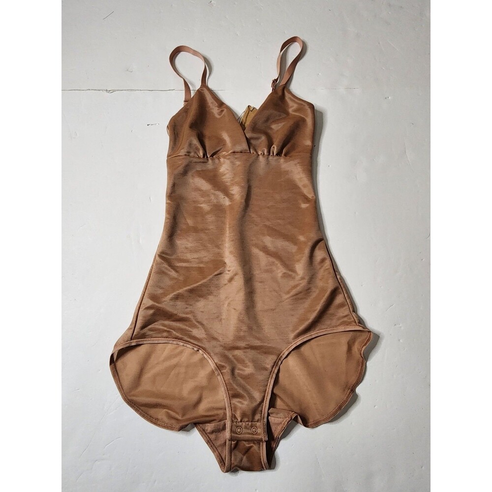 Skims Barely There Shine Shapewear Brief Bodysuit With Snaps Womens XXS Sienna
